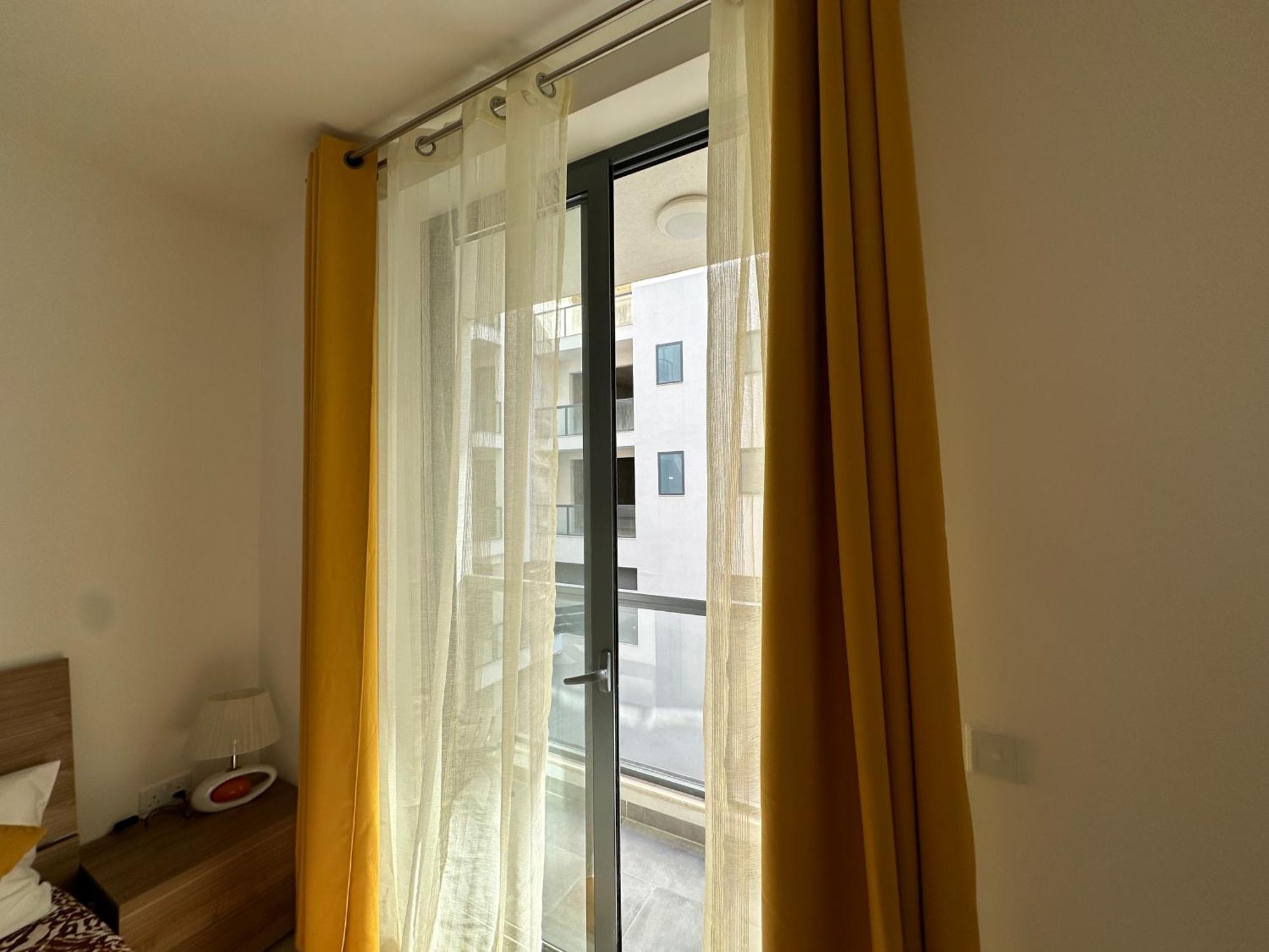 New, Airy And Spacious In Appartement